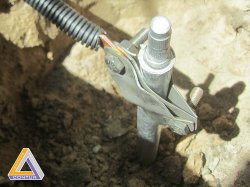 Кутовий затискач, сталь нерж., заземлювач/провід